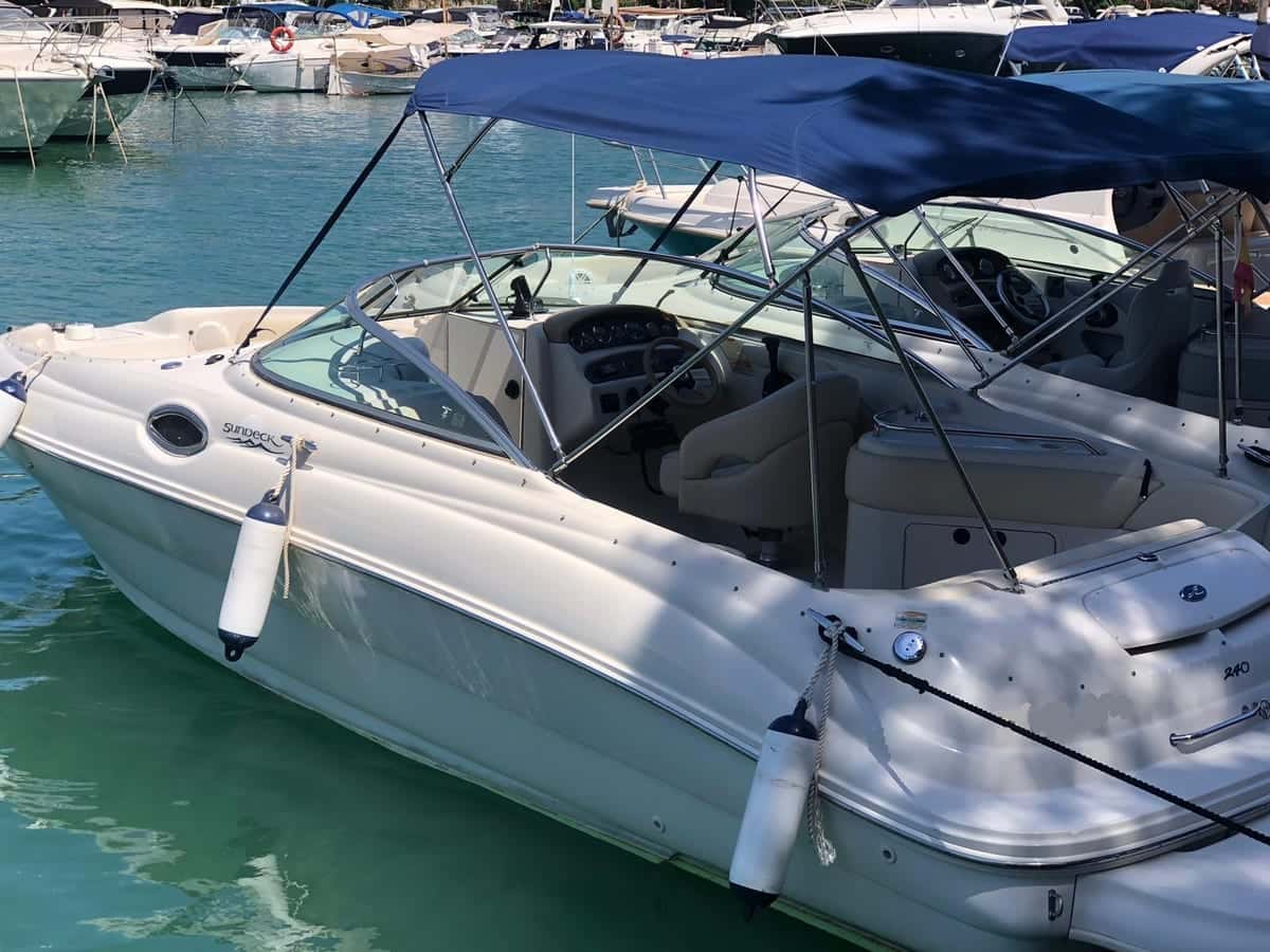 Sea Ray 240 Sundeck - miniatura 23