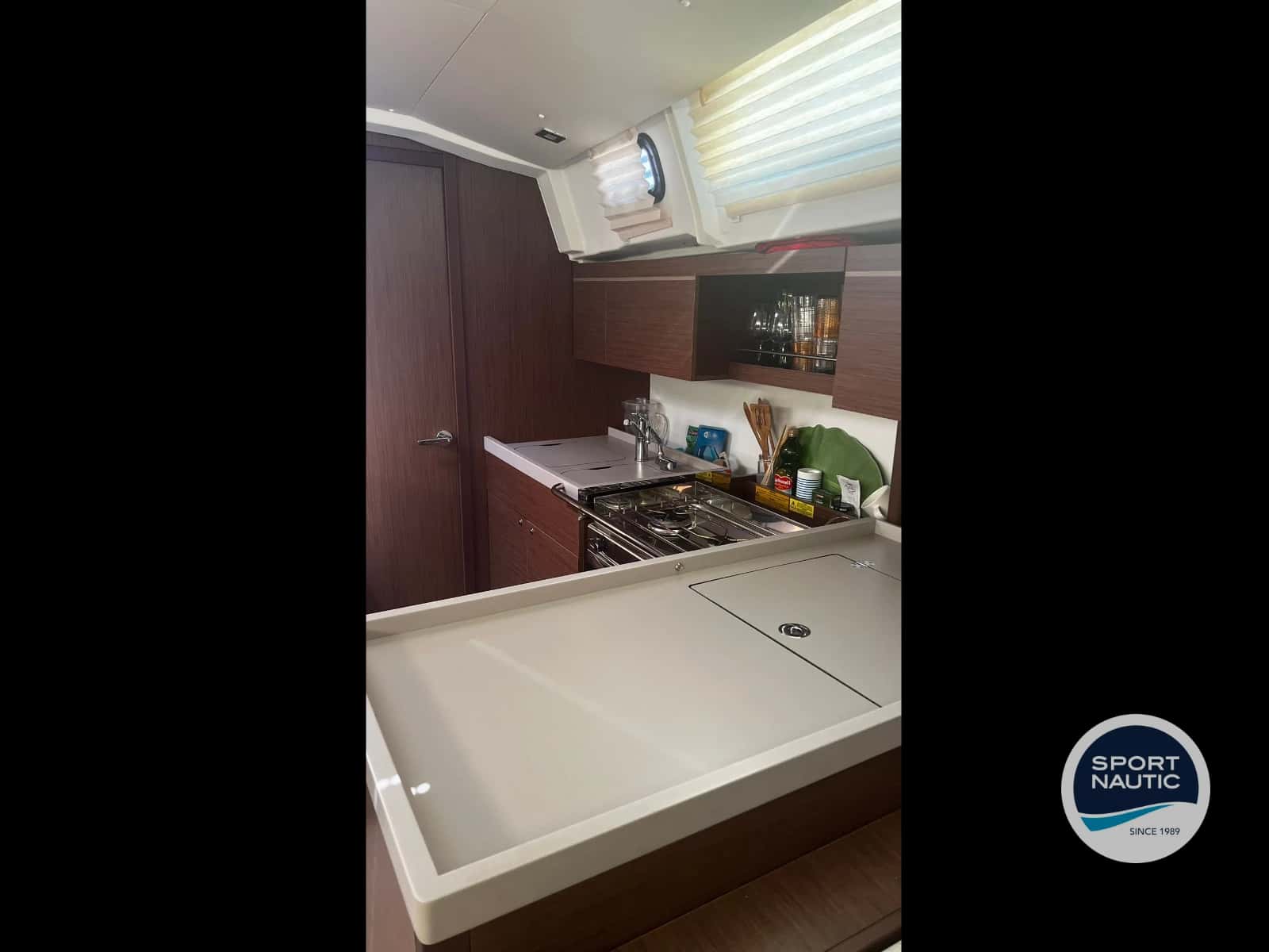 OCEANIS 46.1 - miniatura 6