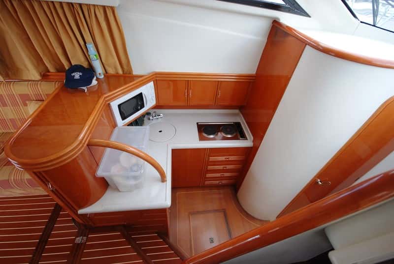 ASTONDOA 36 FLY - miniatura 6