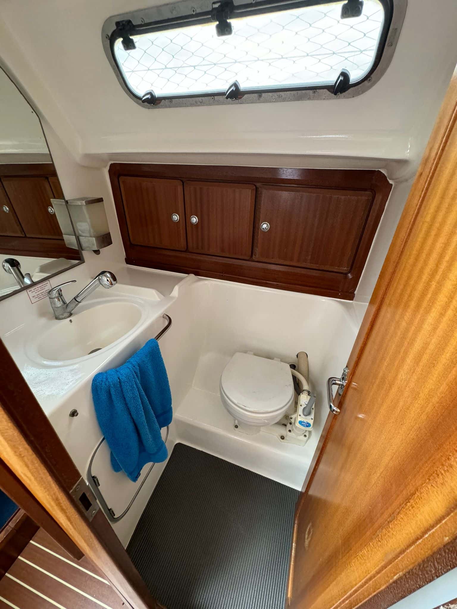 Bavaria 36 Holiday - miniatura 12