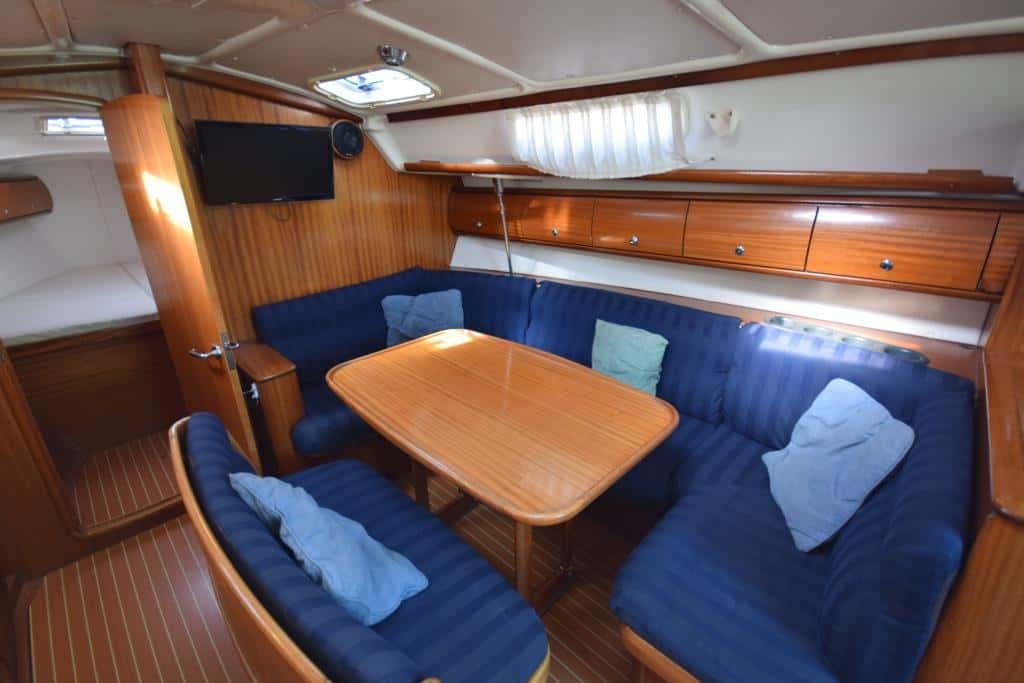 Bavaria 38 Cruiser - miniatura 8