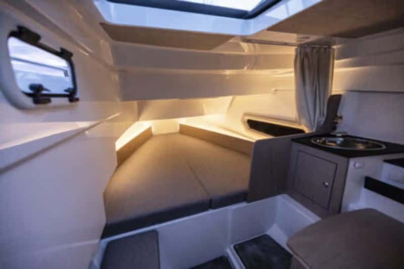 QUARKEN 27 CABIN - miniatura 6