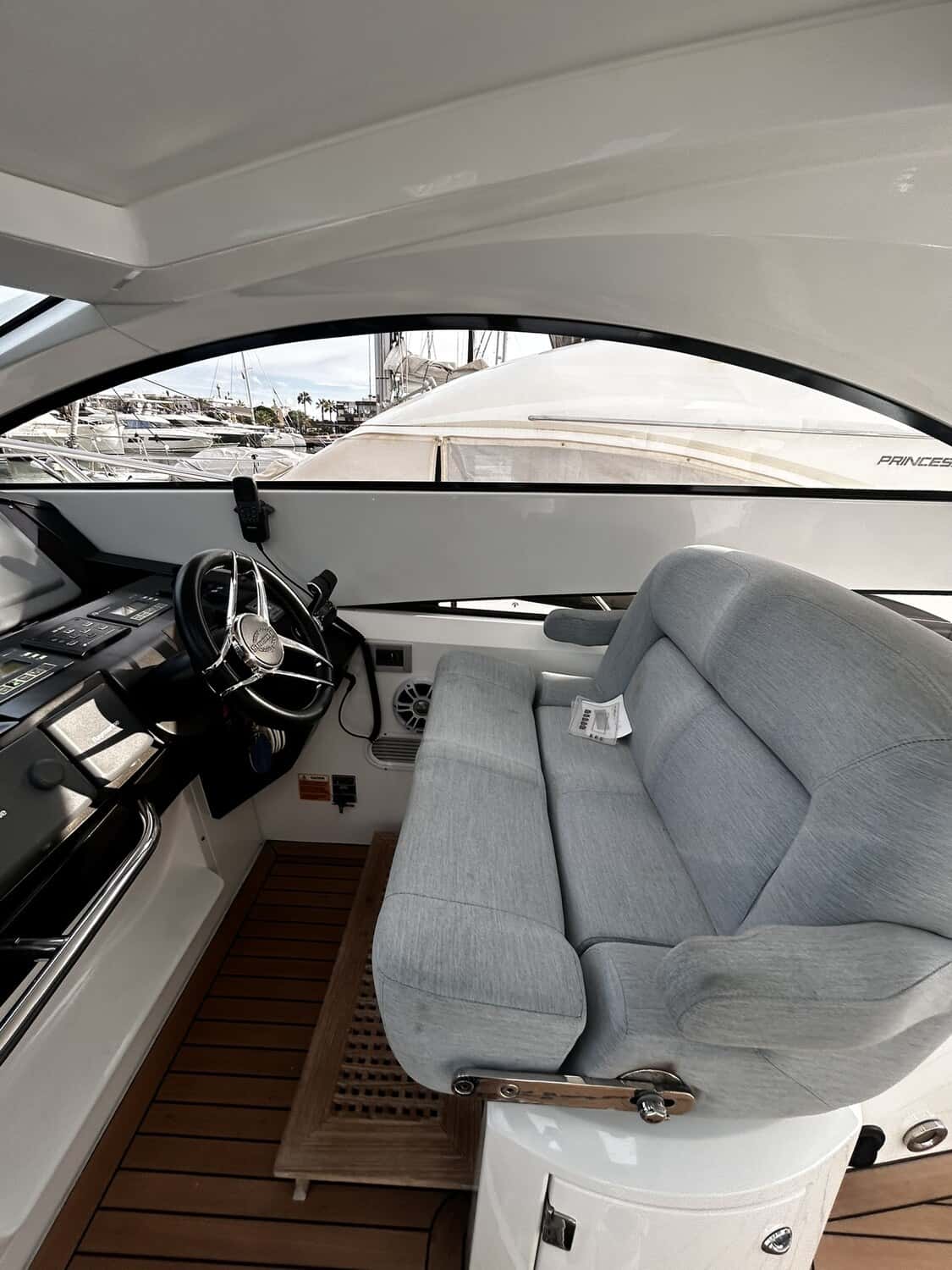 Sunseeker Portofino 53 - miniatura 3