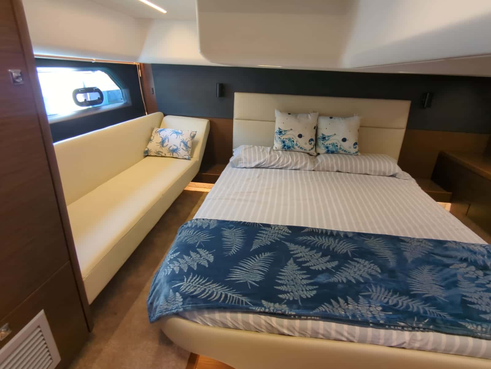 Bavaria R40 Coupe - miniatura 18