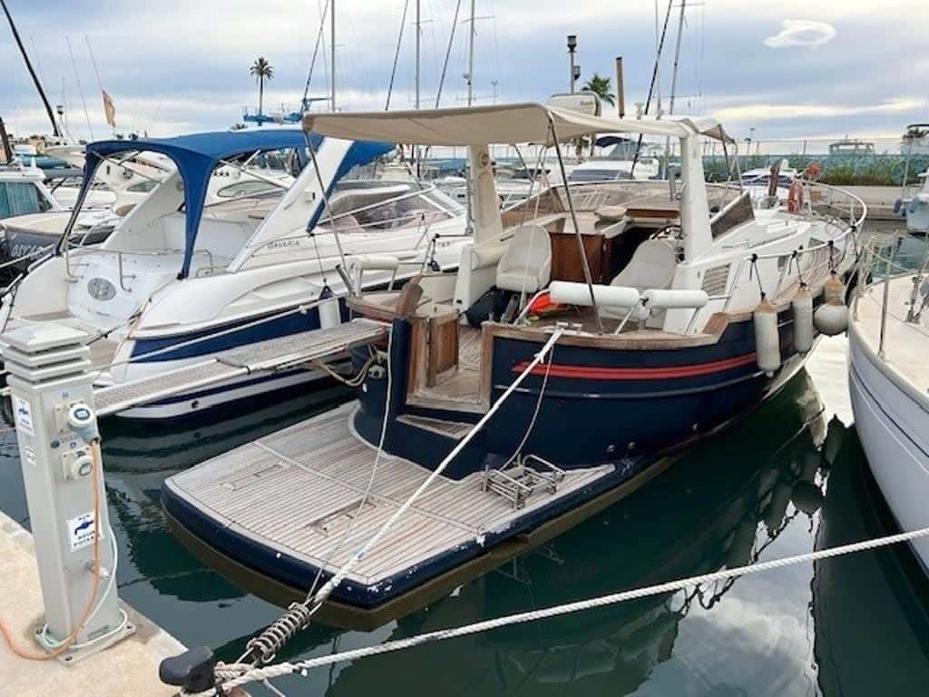 Menorquin Yacht 100 Open - miniatura 2