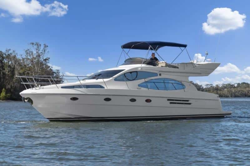 Azimut 46