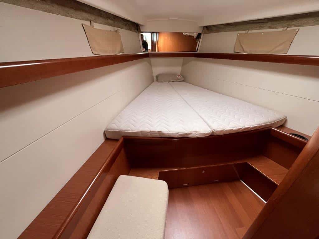 Beneteau Oceanis 43 - miniatura 20