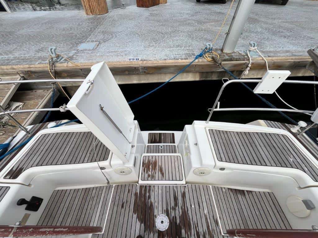 Beneteau Oceanis 43 - miniatura 12