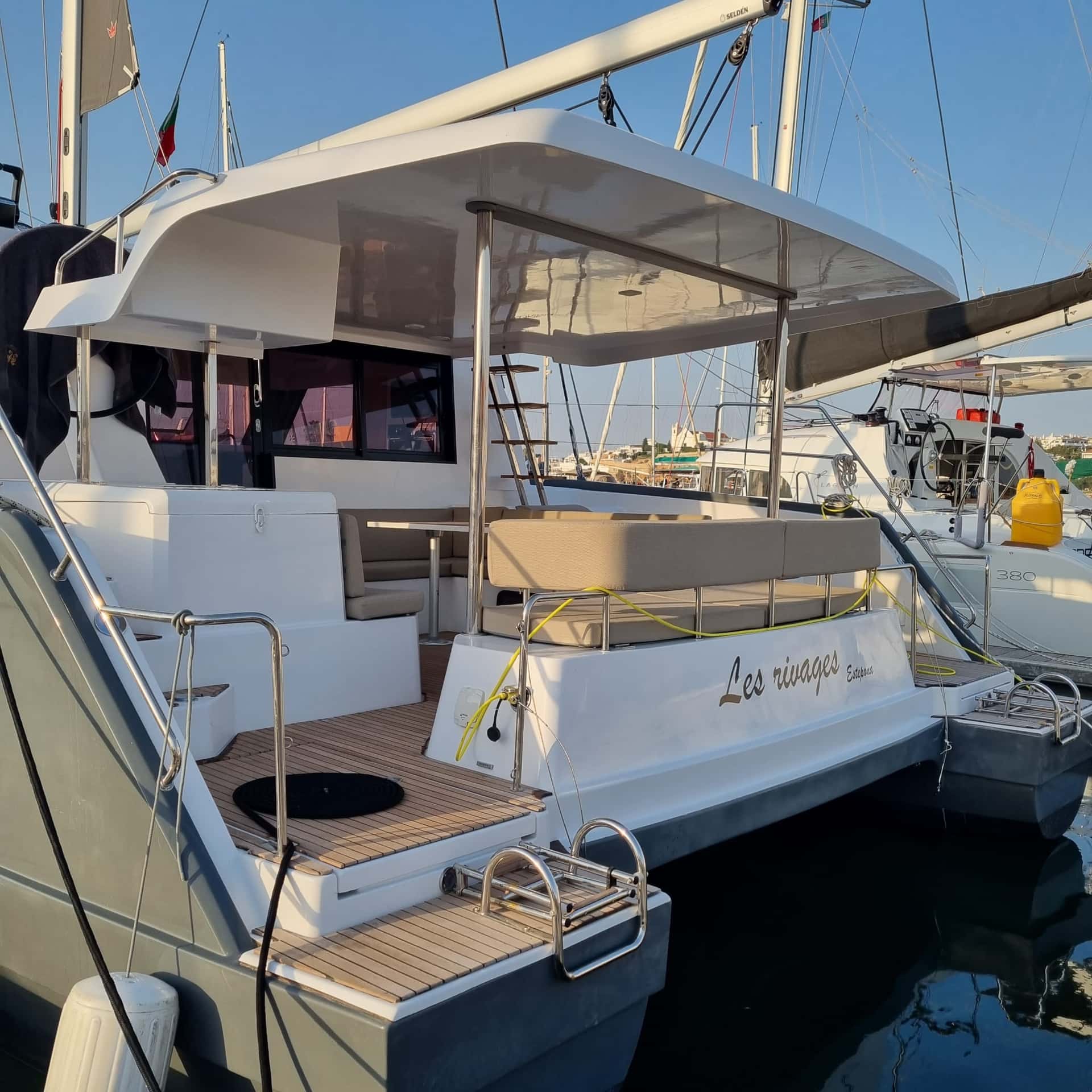 Catamarán Aventura 45 S - miniatura 5