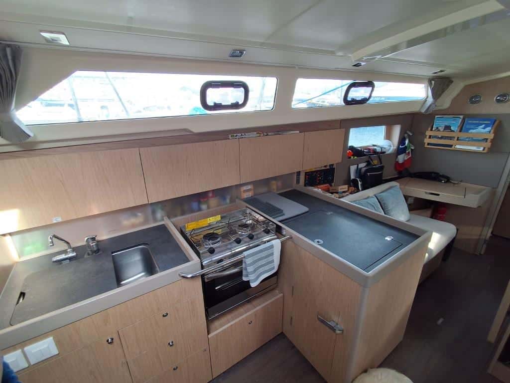 Beneteau Oceanis 41.1 - miniatura 26