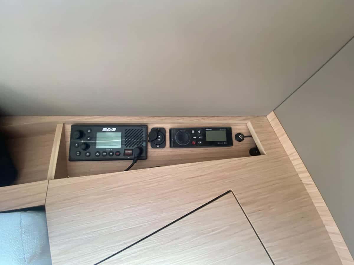 Beneteau Oceanis 41.1 - miniatura 37