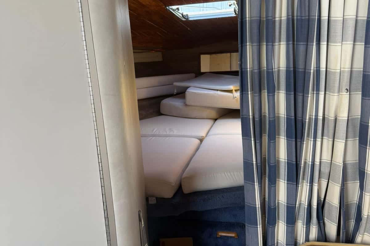 Sea Ray 310 Sundancer - miniatura 12