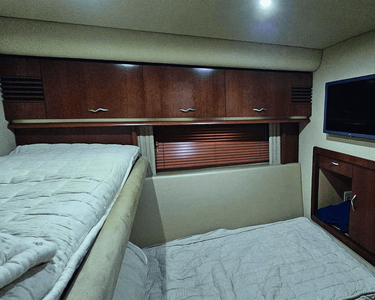 Sea Ray 550 DB - miniatura 13