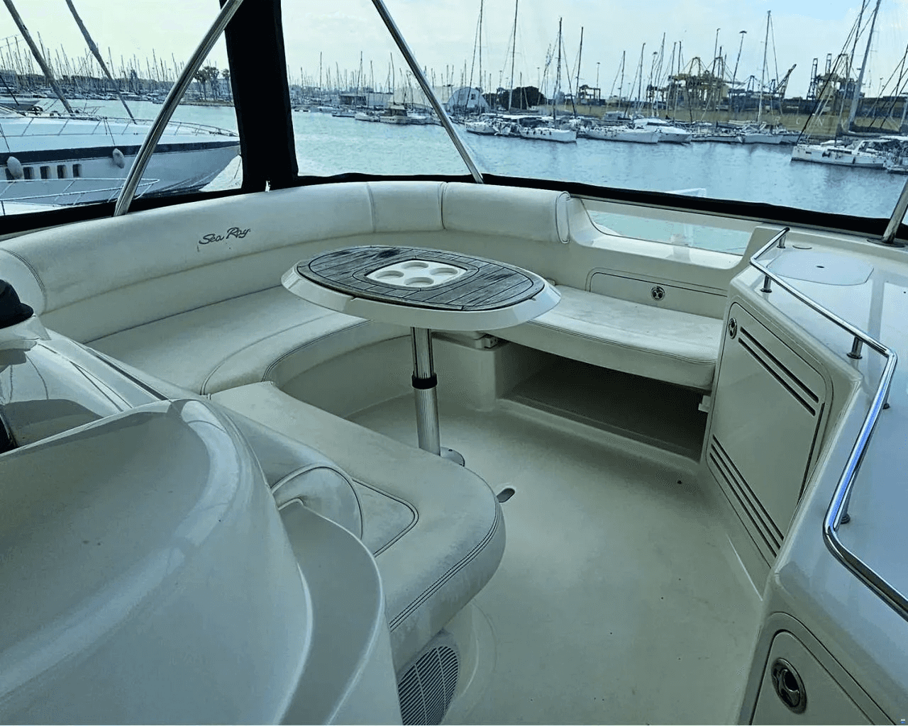 Sea Ray 550 DB - miniatura 5