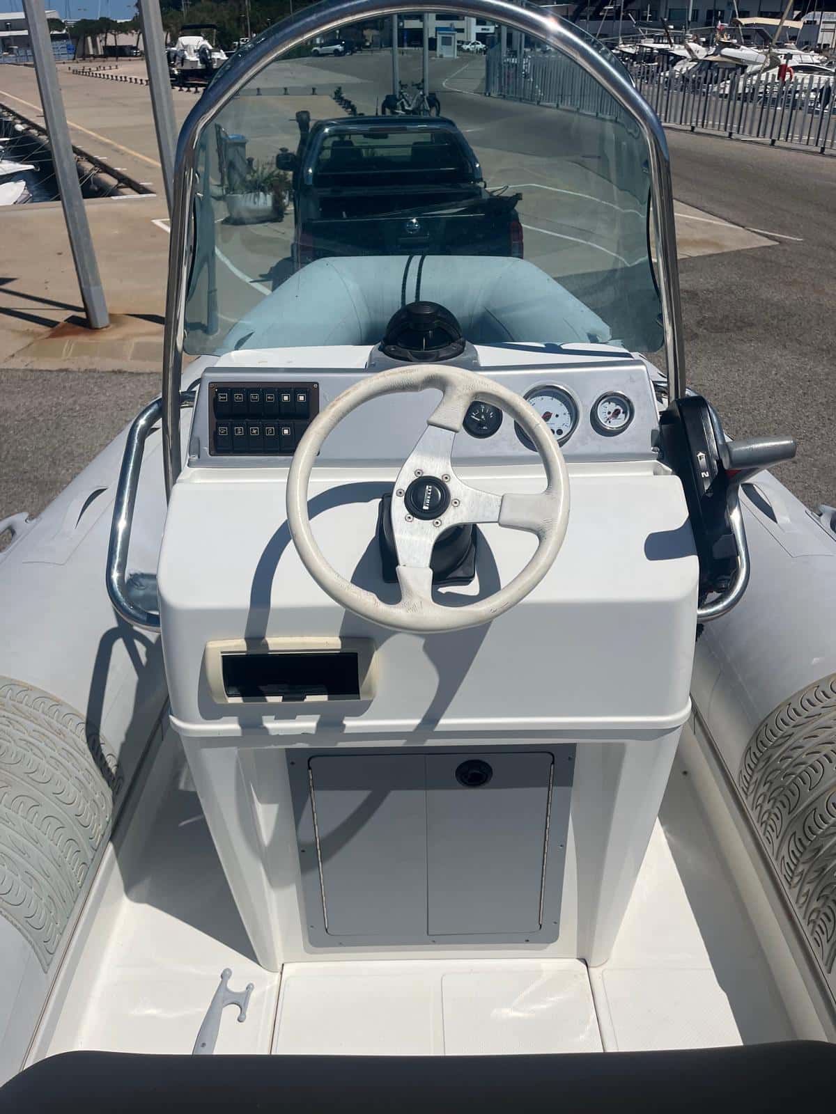 FUMEKE PIRELLI 660 - miniatura 7