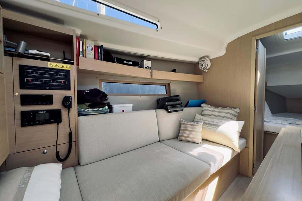 Beneteau Oceanis 34.1 - miniatura 21