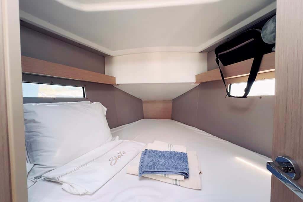 Beneteau Oceanis 34.1 - miniatura 25