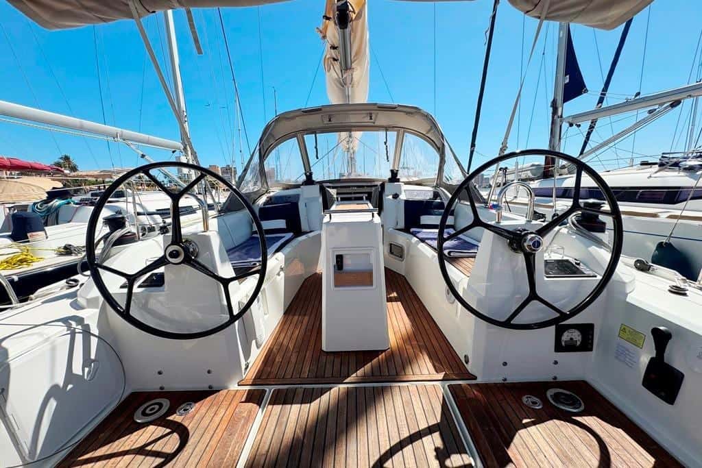 Beneteau Oceanis 34.1 - miniatura 8