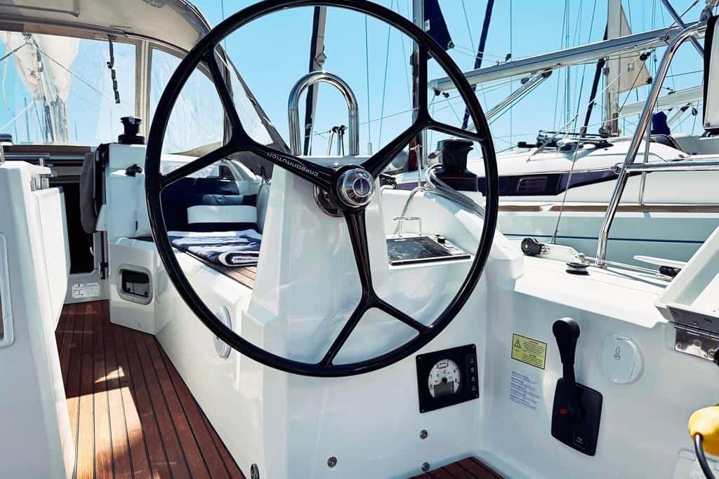 Beneteau Oceanis 34.1 - miniatura 6