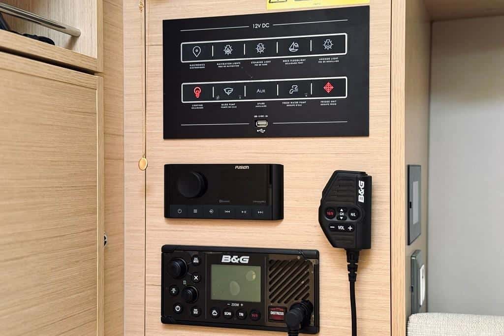 Beneteau Oceanis 34.1 - miniatura 23