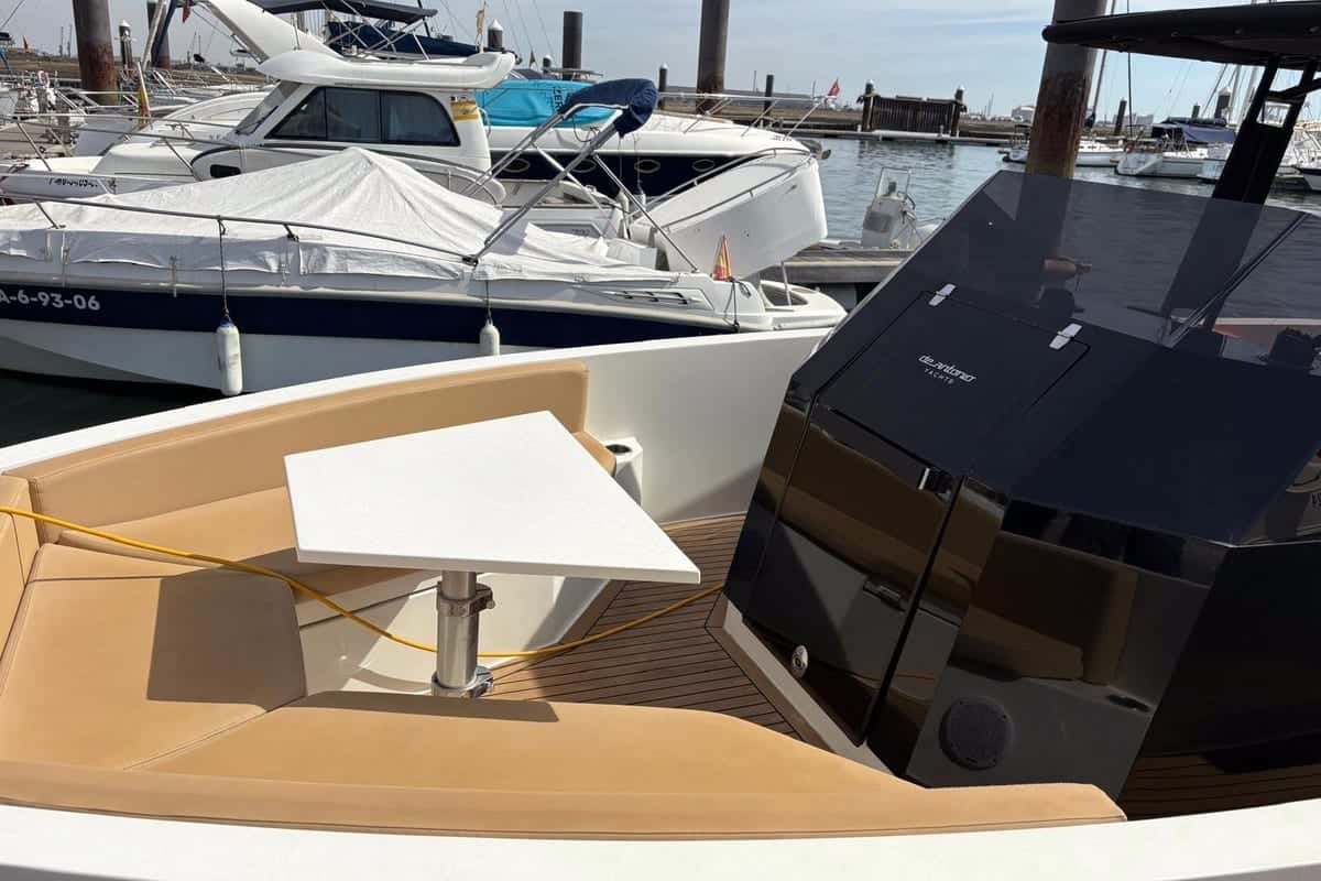De Antonio Yachts D28 - miniatura 5