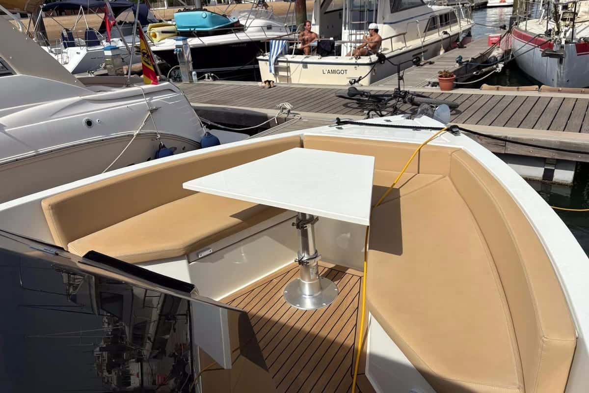 De Antonio Yachts D28 - miniatura 3