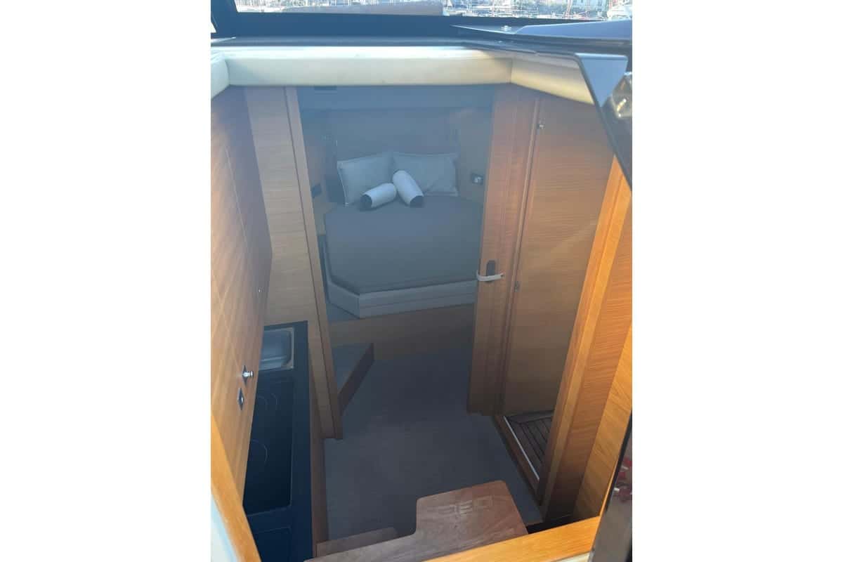 De Antonio Yachts 33cruisers - miniatura 9