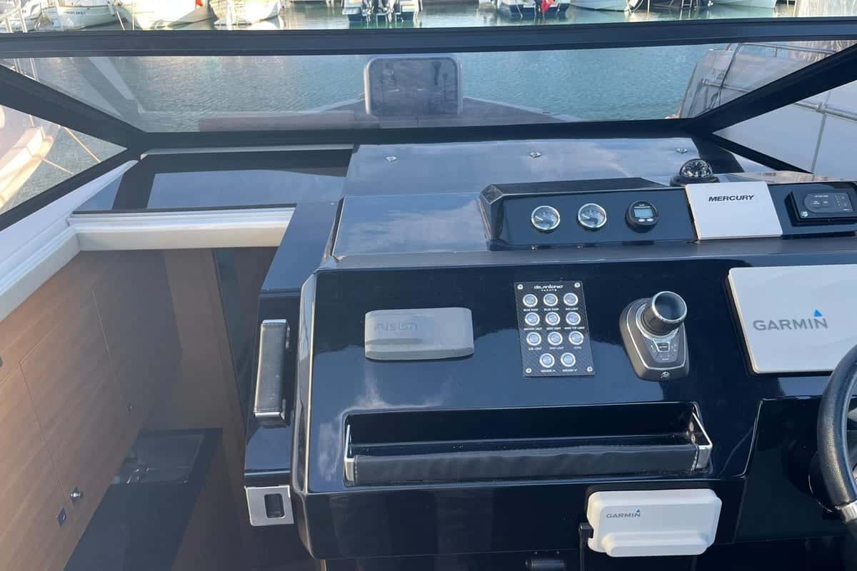 De Antonio Yachts 33cruisers - miniatura 2