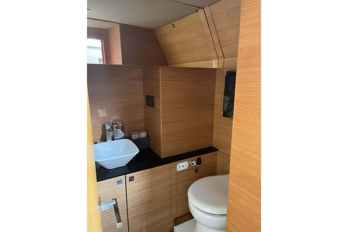 De Antonio Yachts 33cruisers - miniatura 4