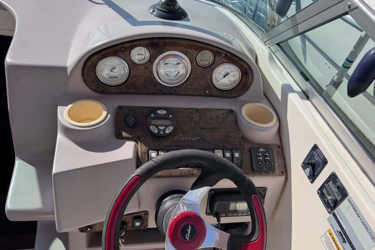 Rinker Fiesta Vee 250 - miniatura 13