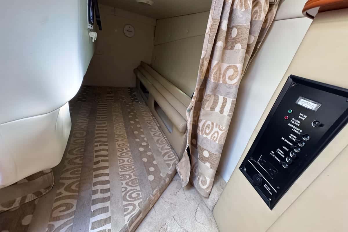 Rinker Fiesta Vee 250 - miniatura 20