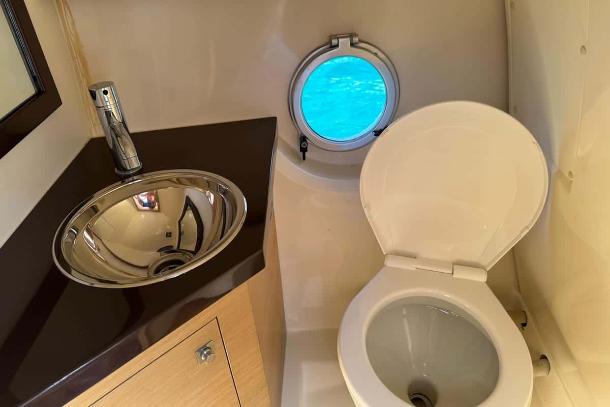 Sessa Marine S26 - miniatura 17