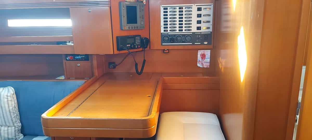 DUFOUR 40 PERFORMANCE - miniatura 15