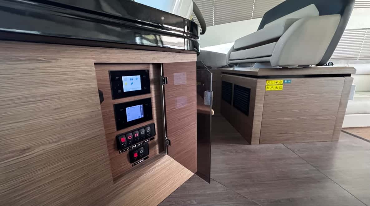 Beneteau Gran Turismo 50 Fly - miniatura 15