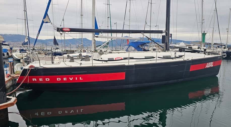 BENETEAU FIRST 44.7 RED DEVIL - miniatura 4
