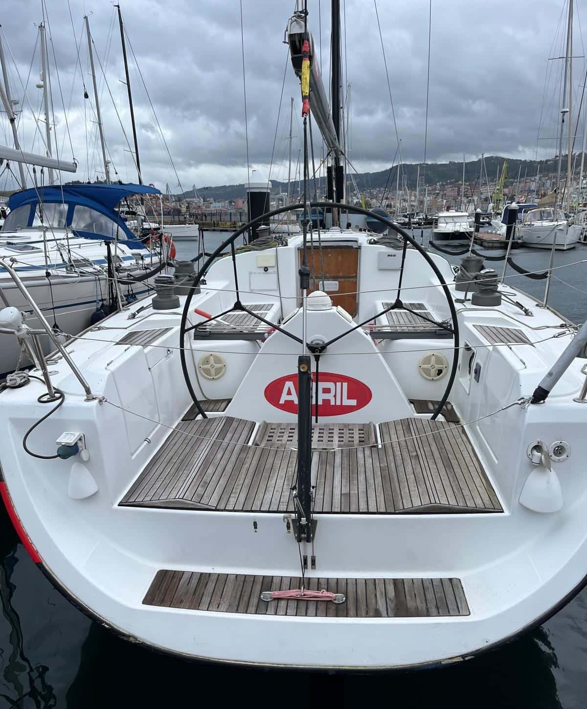 BENETEAU FIRST 44.7 RED DEVIL - miniatura 6