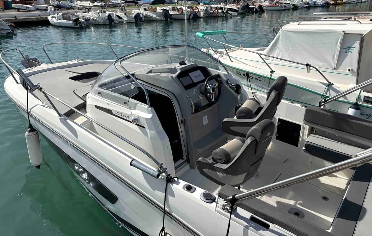 Jeanneau Cap Camarat 7.5 WA - miniatura 2