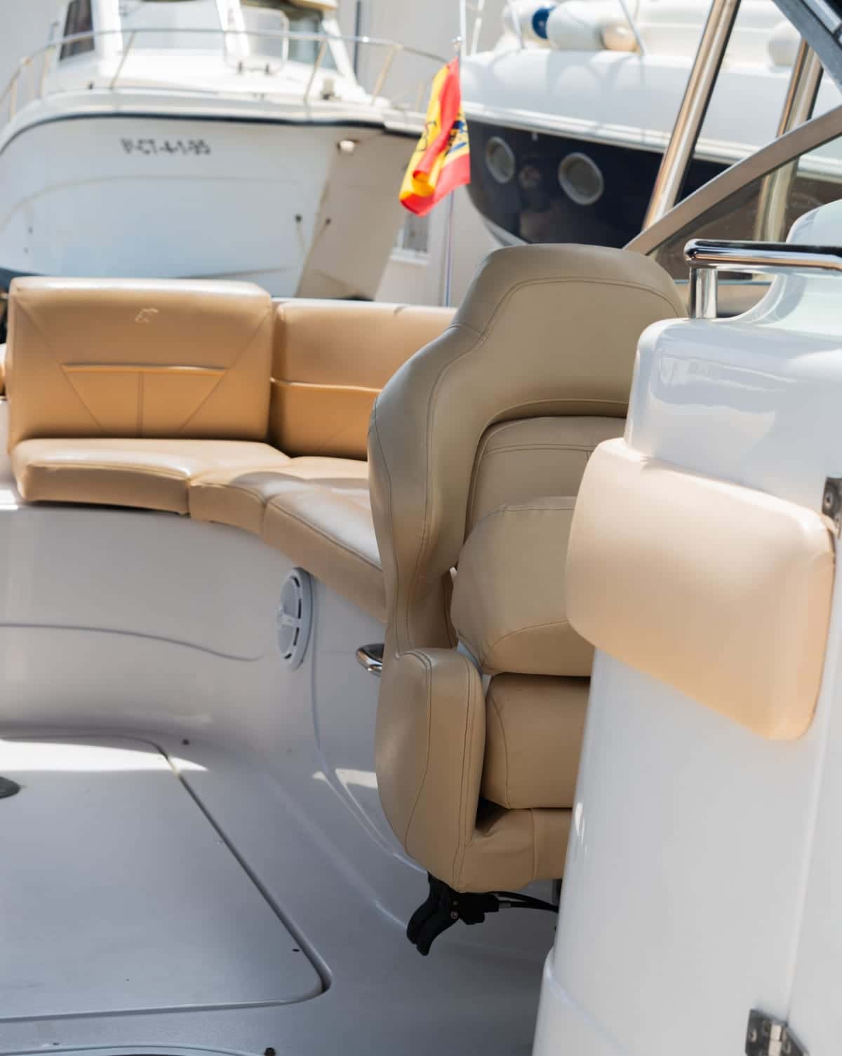 Four Winns H260 - miniatura 8