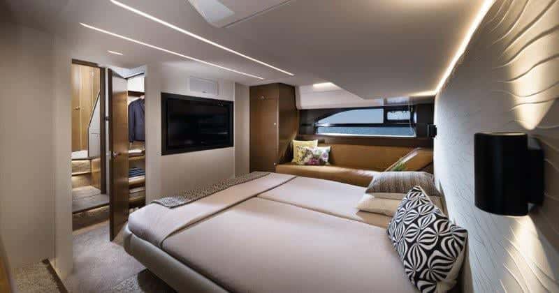 Bavaria Generic MOTORYACHT 2018 - miniatura 2