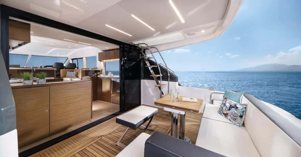 Bavaria Generic MOTORYACHT 2018 - miniatura 5