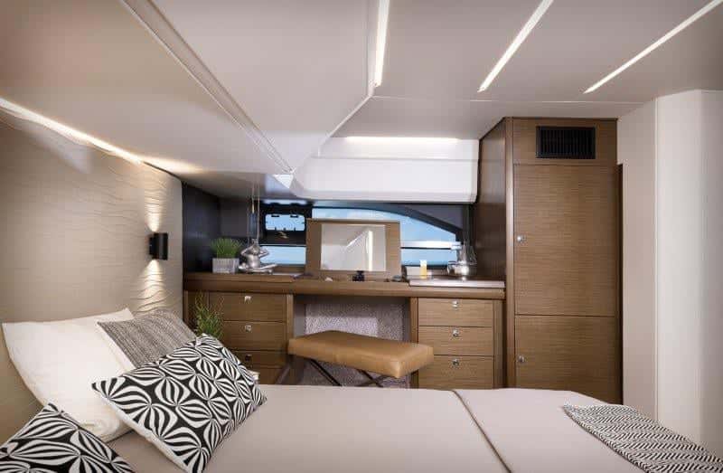 Bavaria Generic MOTORYACHT 2018 - miniatura 11