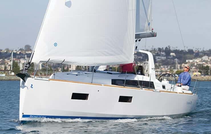 Beneteau Oceanis 38