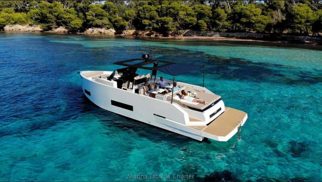 De Antonio Yachts D 42