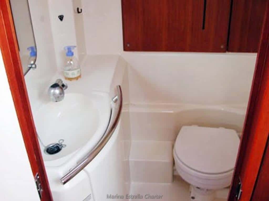 Dufour 40 2006 - miniatura 11