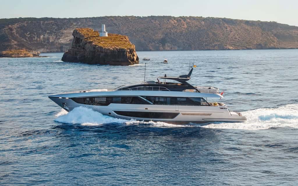 Riva 102 Corsaro Super