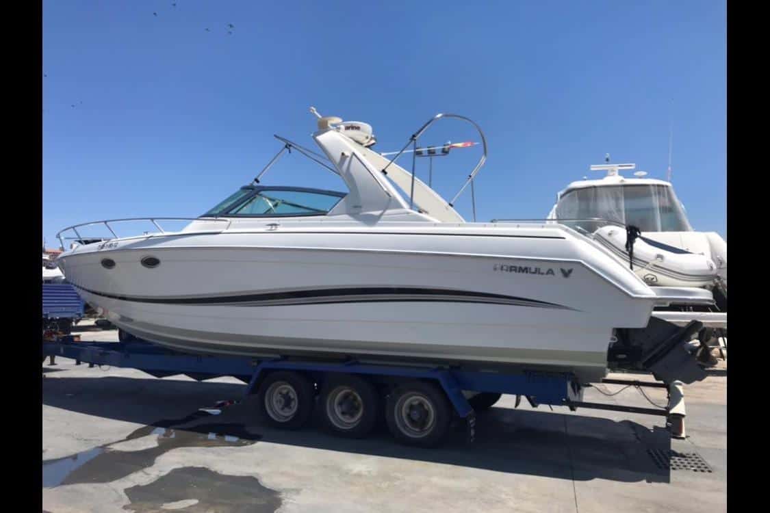 Formula 330 Sun Sport