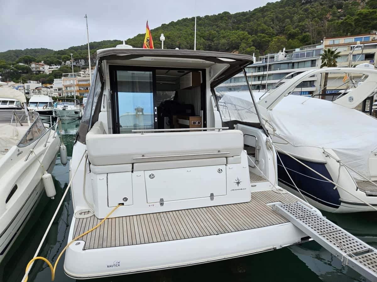 Jeanneau NC 33 - miniatura 3