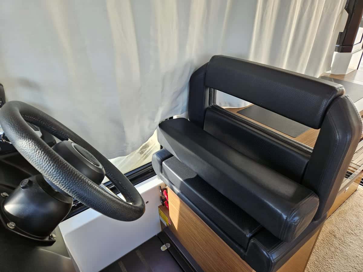 Jeanneau NC 33 - miniatura 33