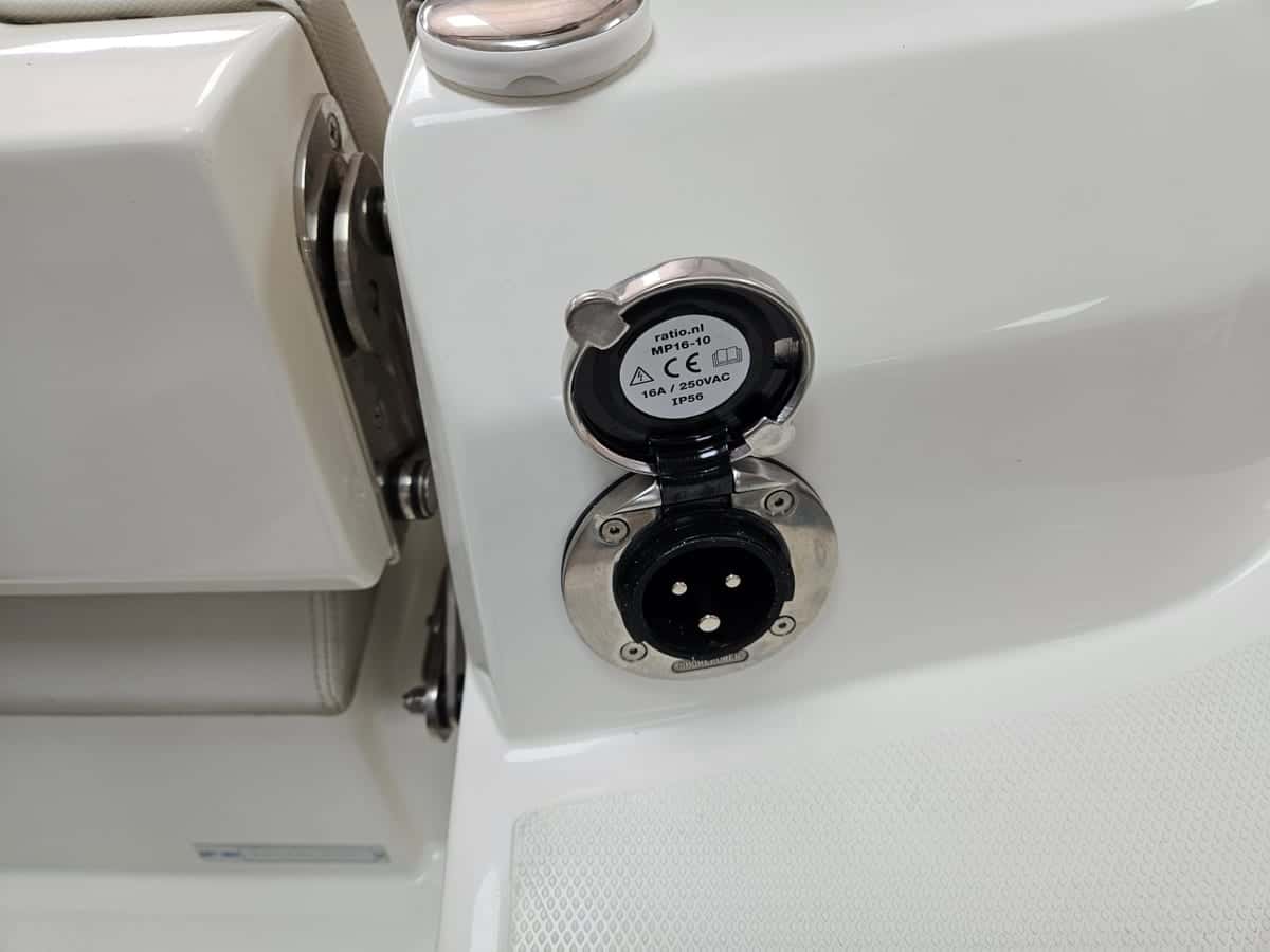 JOKER BOAT CLUBMAN 22 PLUS - miniatura 7