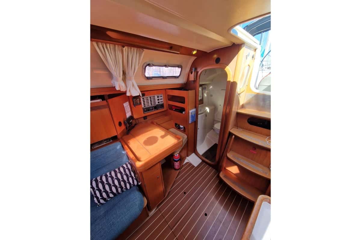 Dufour 34 Performance - miniatura 23